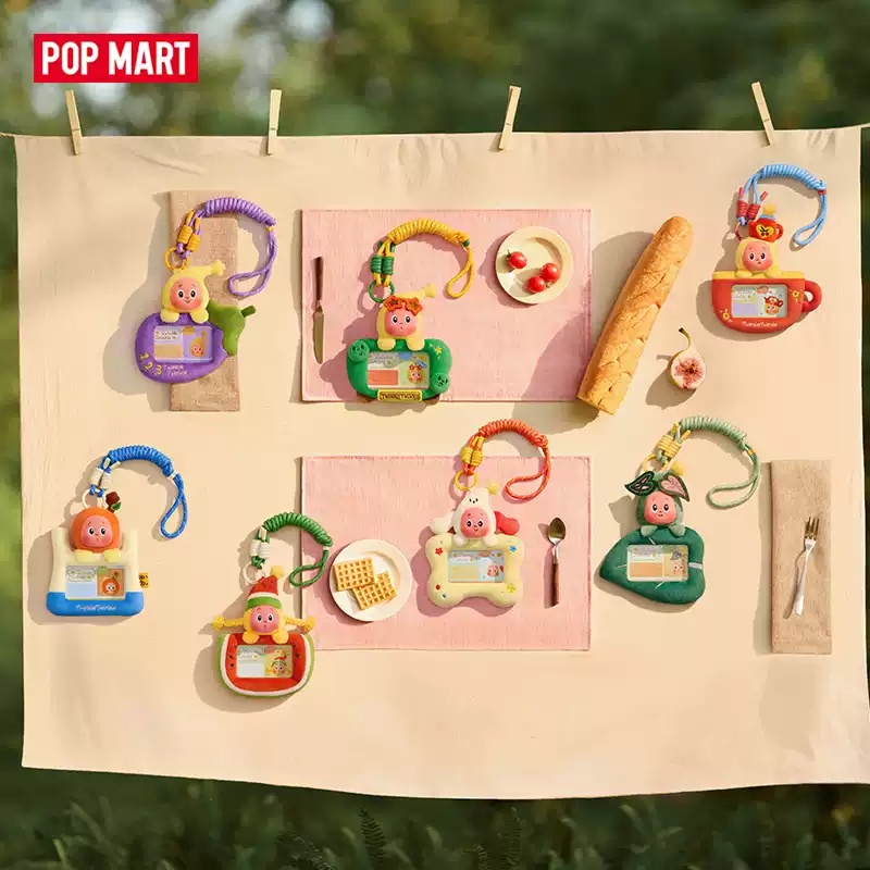 POP MART Twinkle Twinkle Live  - Action Figure Stand review and price