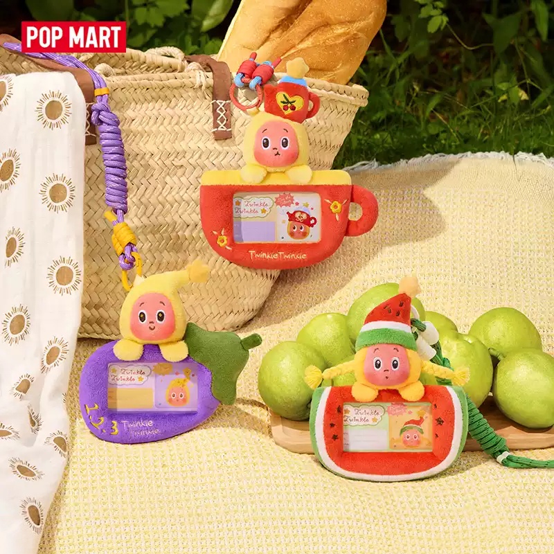 POP MART Twinkle Twinkle Live  - Action Figure Stand review and price